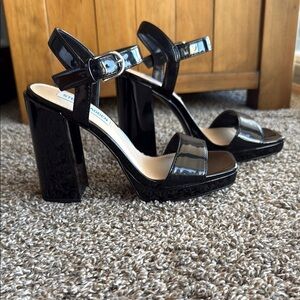 Steve Madden Black Patent Leather Heels with Chunky Block Heel